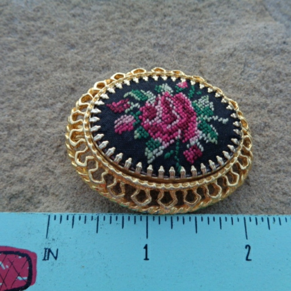 Unique style vintage brooch pin - Picture 7 of 8
